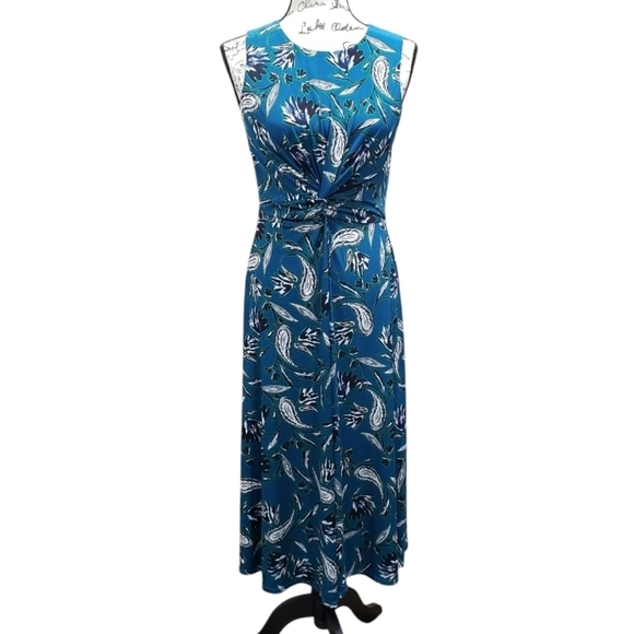 Vince Camuto Sleeveless Midi Dress - Picture 2 of 7